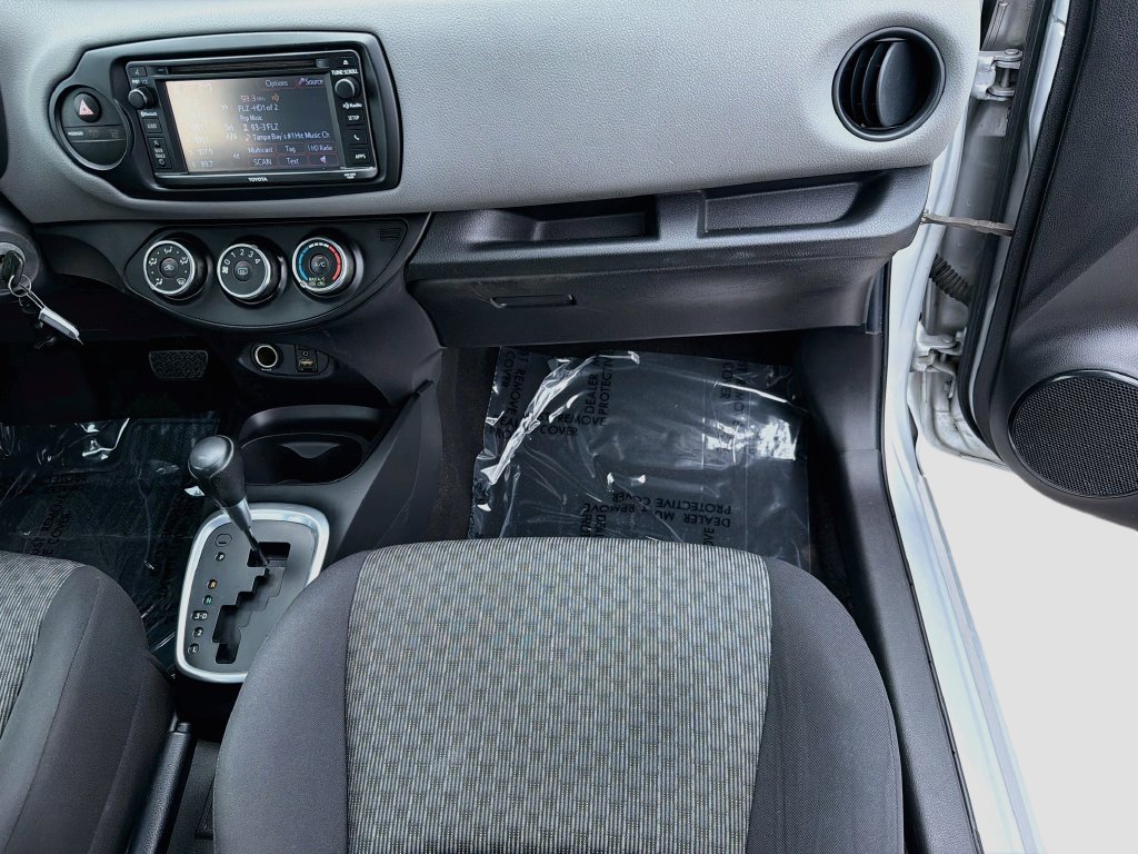 Used 2017 Toyota Yaris L FWD image 17