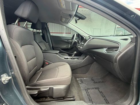 Used 2020 Chevrolet Malibu LT FWD image 18