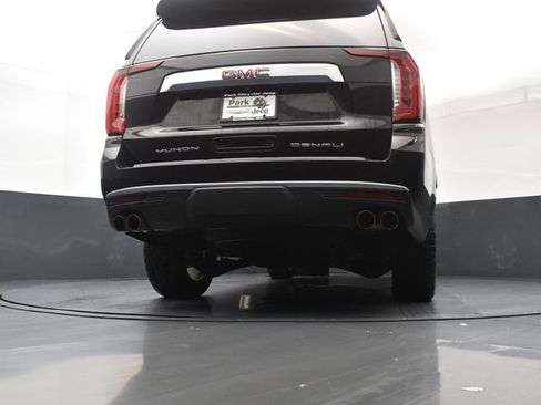 Used 2021 GMC Yukon XL Denali AWD/4WD image 22