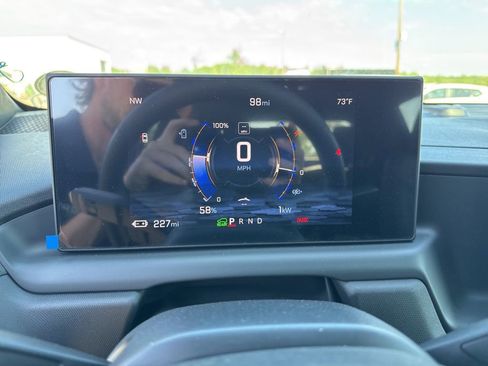 Used 2024 Chevrolet Silverado EV W/T AWD/4WD image 7