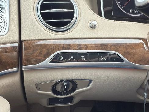 Used 2014 Mercedes-Benz S 550 Sedan image 14