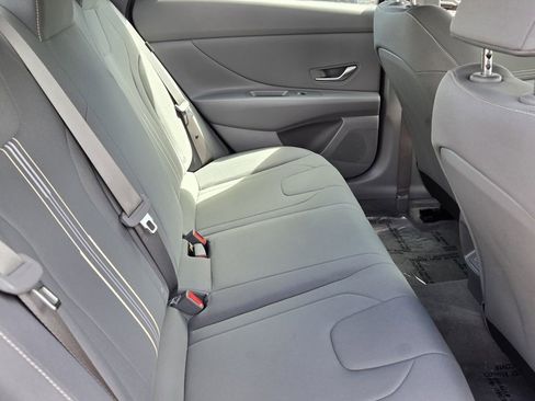 Certified 2025 Hyundai Elantra Sport FWD image 15