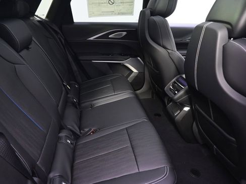 New 2026 Cadillac Lyriq V w/ LPO, Floor Liner Package AWD/4WD image 18
