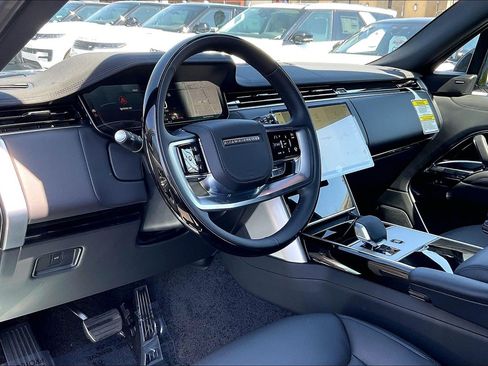 New 2026 Land Rover Range Rover SE AWD/4WD image 12