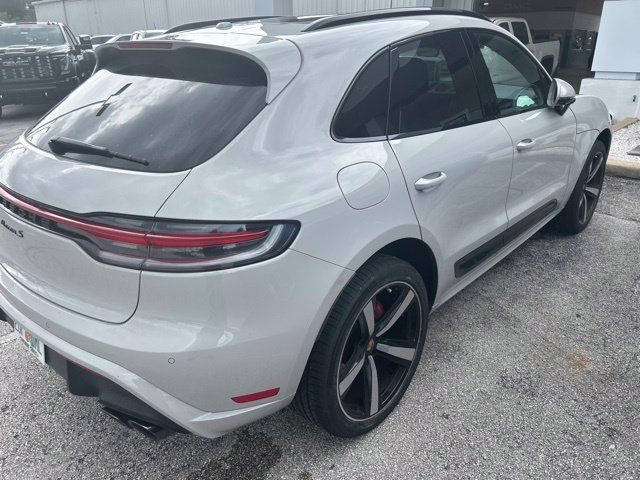 Used 2024 Porsche Macan S AWD/4WD image 4