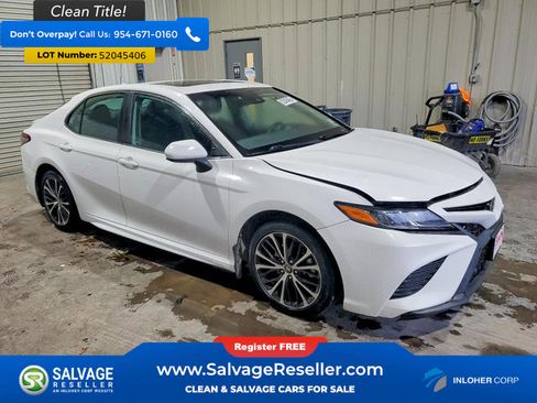 Used 2019 Toyota Camry SE FWD image 5