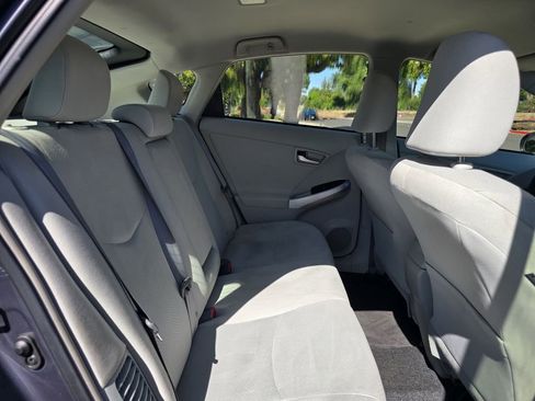 Used 2014 Toyota Prius Three FWD image 15