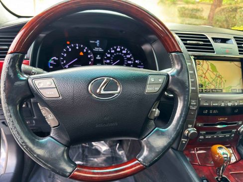 Used 2008 Lexus LS 600h L image 18