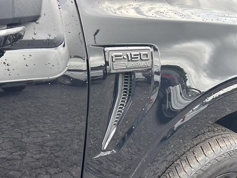 Used 2024 Ford F150 Lariat w/ Equipment Group 502A High AWD/4WD image 12