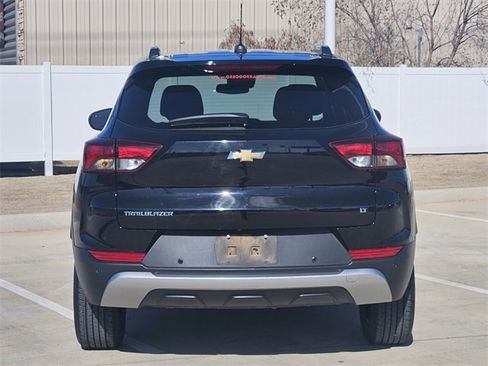 Used 2021 Chevrolet TrailBlazer LT image 5