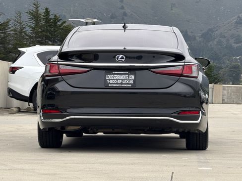 Used 2022 Lexus ES 300h ES 300h image 9
