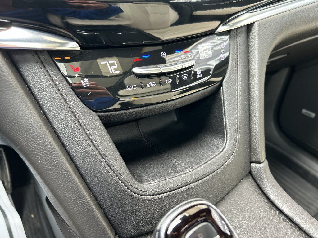 Used 2023 Cadillac XT6 Sport AWD/4WD image 24