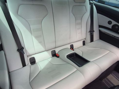 Used 2018 BMW M4 Coupe RWD image 18