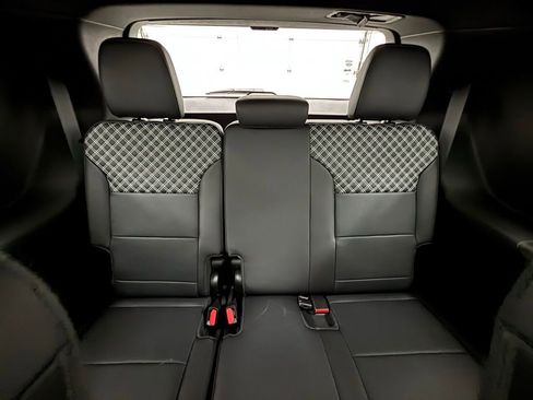 New 2026 GMC Acadia Denali w/ Super Cruise Package image 46