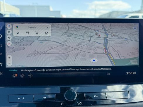 Certified 2024 Nissan Rogue SL image 10