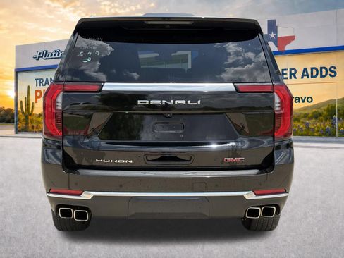 Used 2025 GMC Yukon XL Denali AWD/4WD image 6