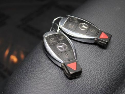 Used 2015 Mercedes-Benz E 350 4MATIC image 14