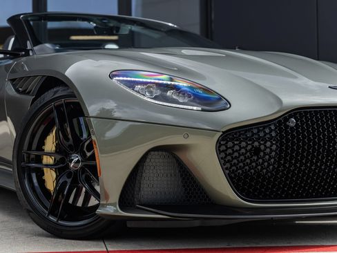 Used 2023 Aston Martin DBS Superleggera Volante RWD image 25