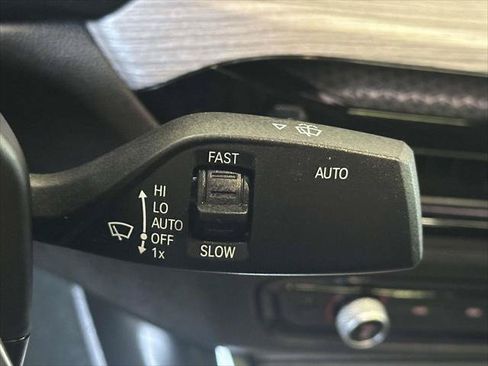 Used 2026 BMW 330i xDrive Sedan AWD/4WD image 28