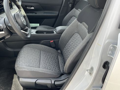 New 2026 Nissan Kicks SV w/ SV Premium Package image 13