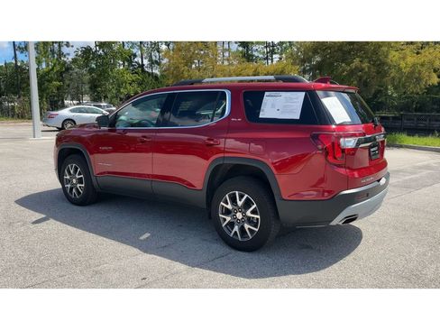 Certified 2023 GMC Acadia SLE w/ Driver Convenience Package image 6