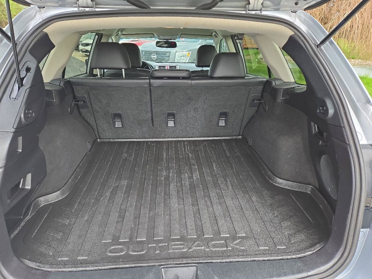 Used 2016 Subaru Outback 2.5i Limited w/ Popular Package #4 AWD/4WD image 11