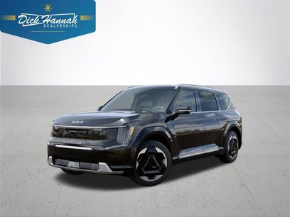 New 2026 Kia EV9 Land