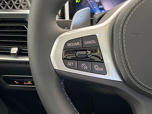 New 2026 BMW X7 M60i w/ Executive Package image 17