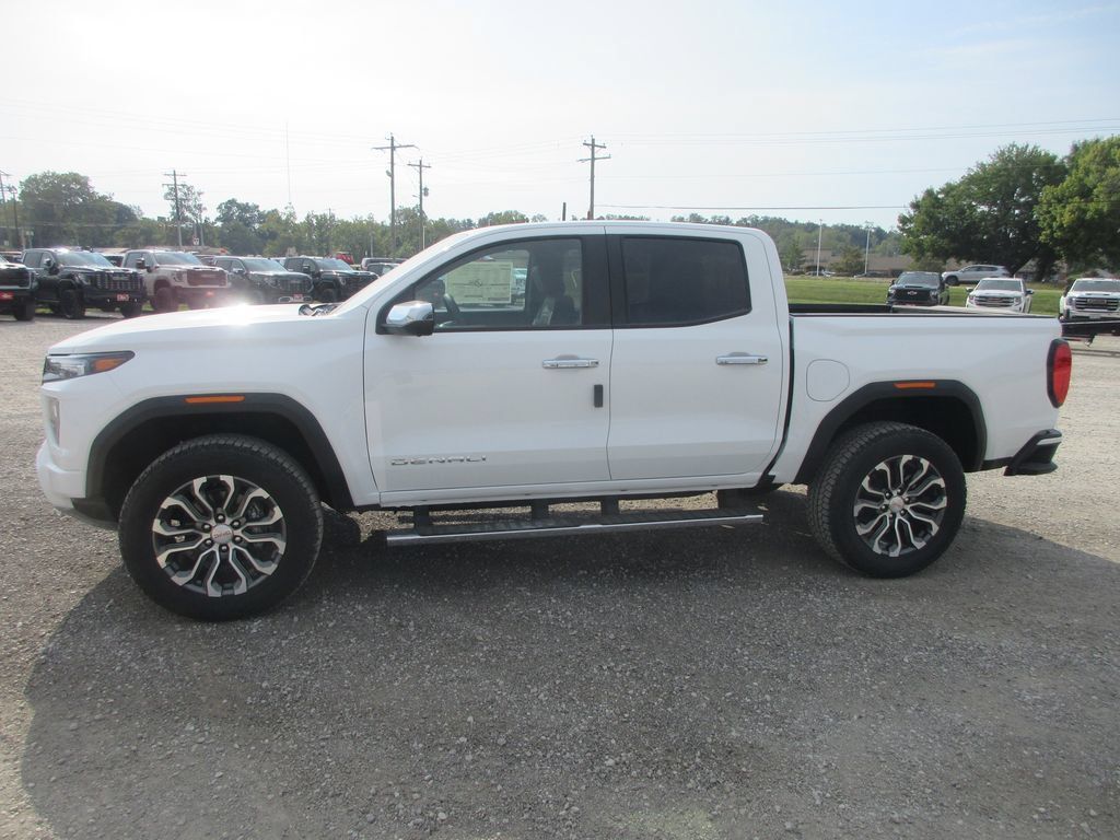 New 2026 GMC Canyon Denali AWD/4WD image 9
