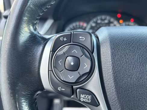 Used 2014 Toyota Camry SE FWD image 21