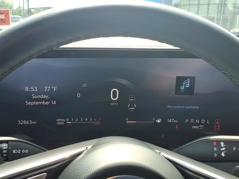 Certified 2025 Buick Enclave Preferred AWD/4WD image 25