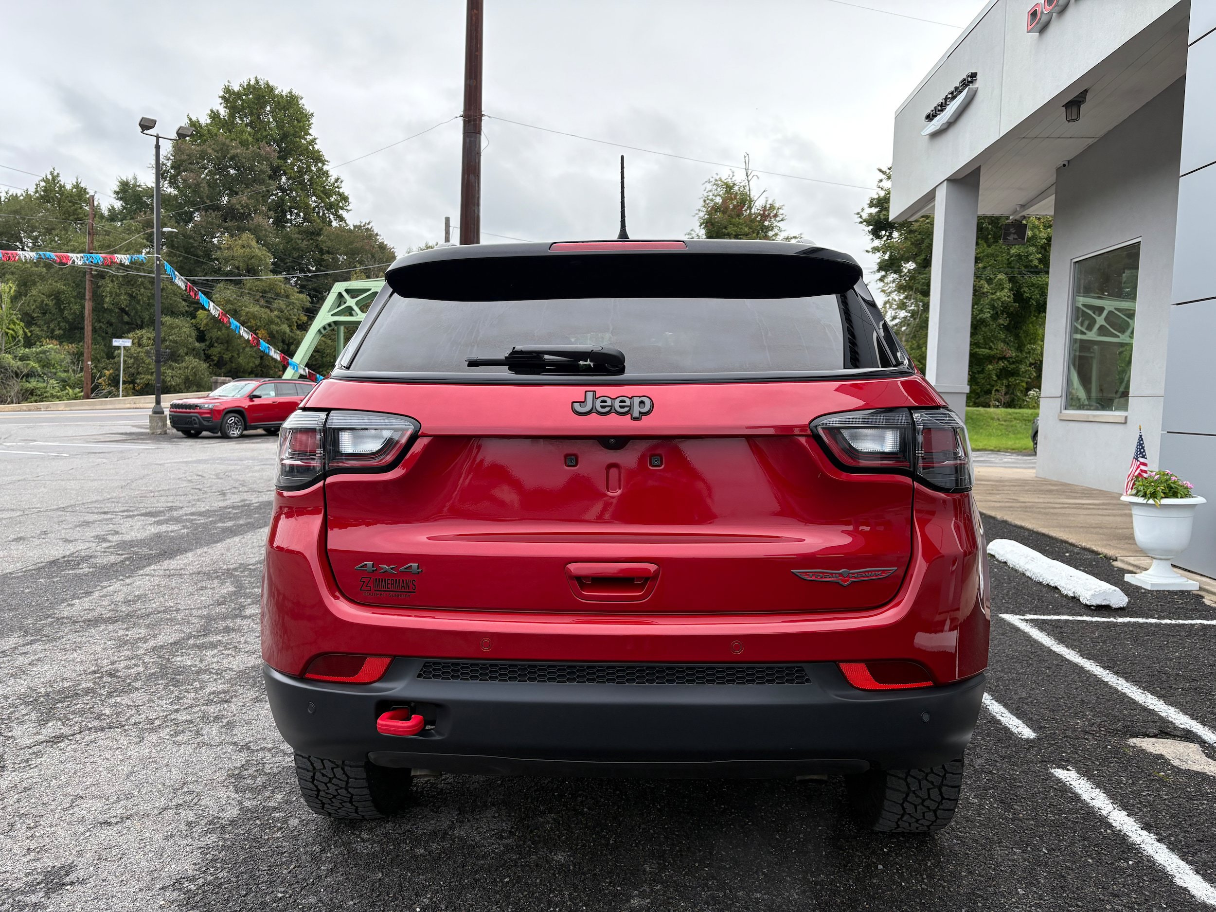 Certified 2025 Jeep Compass Trailhawk w/ Trailhawk Elite Group AWD/4WD image 8