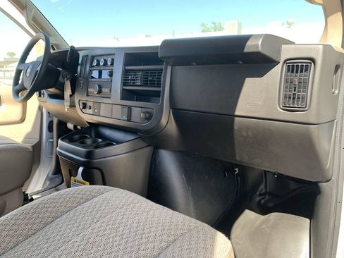 New 2026 Chevrolet Express 2500 RWD image 27