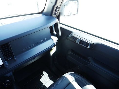 New 2026 Ford Bronco Big Bend w/ Black Diamond Package AWD/4WD image 25