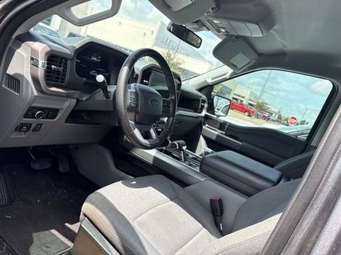 Used 2025 Ford F150 Lightning XLT AWD/4WD image 5