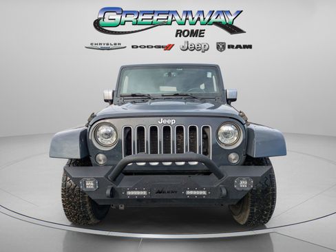 Used 2017 Jeep Wrangler Unlimited Sahara w/ Quick Order Package 24E Chief AWD/4WD image 2