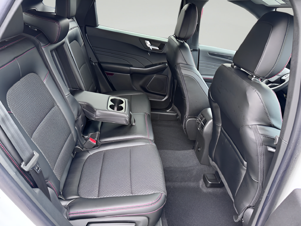 Used 2026 Ford Escape ST-Line w/ Tech Pack #1 FWD image 30