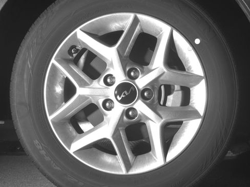 Used 2025 Kia Soul LX w/ LX Technology Package image 13