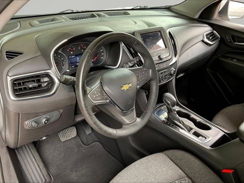 Used 2023 Chevrolet Equinox LT FWD image 16