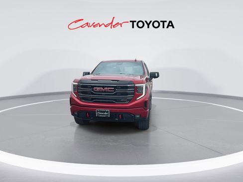 Used 2025 GMC Sierra 1500 AT4 w/ AT4 Premium Package AWD/4WD image 3