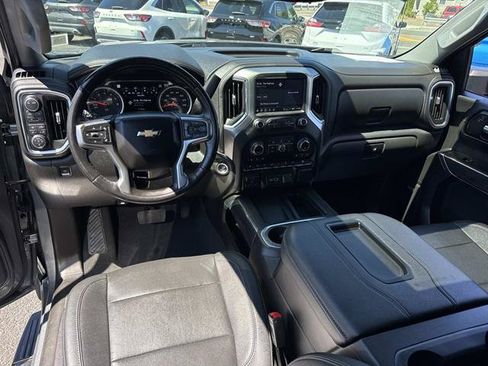 Used 2021 Chevrolet Silverado 1500 LTZ w/ LTZ Premium Package AWD/4WD image 32