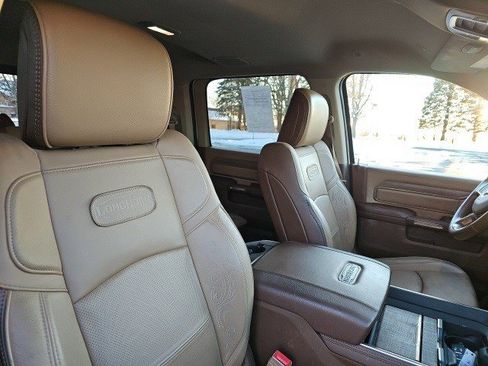 Used 2022 RAM 3500 Limited w/ Rambox Utility Group image 12