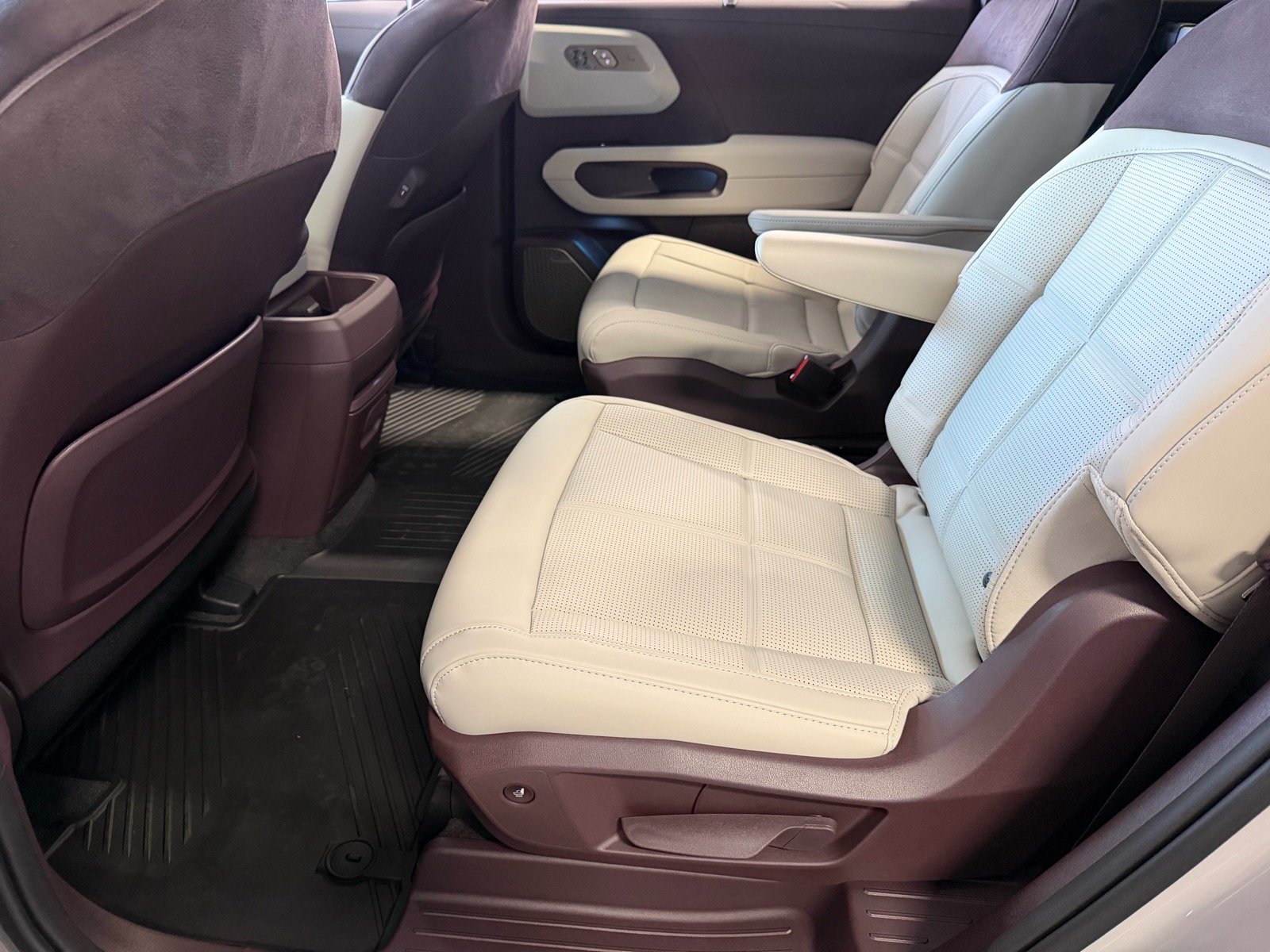 New 2027 Kia Telluride SX Prestige AWD/4WD image 13