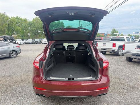 Used 2018 Maserati Levante S GranSport AWD/4WD image 6