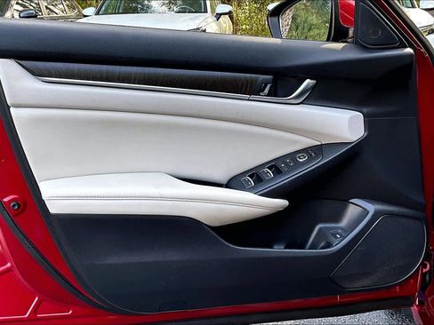 Used 2019 Honda Accord EX image 22