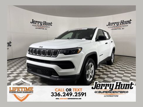 Used 2023 Jeep Compass Sport AWD/4WD image 1