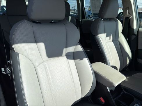 Certified 2023 Subaru Forester Limited image 39