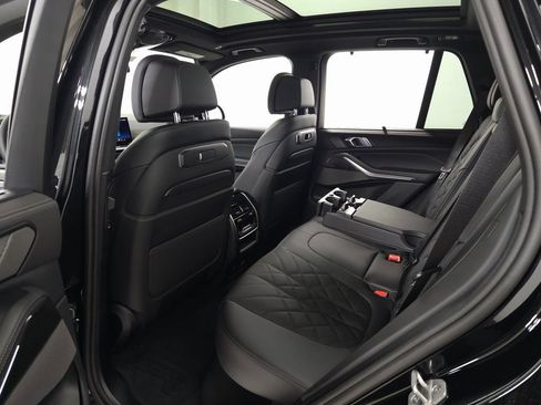 Used 2026 BMW X5 M60i AWD/4WD image 34