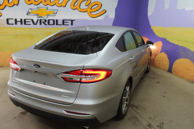 Used 2020 Ford Fusion SEL FWD image 8