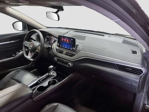 Used 2025 Nissan Altima 2.5 SR FWD image 27